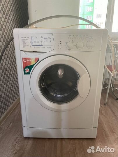 Стиральная машина indesit