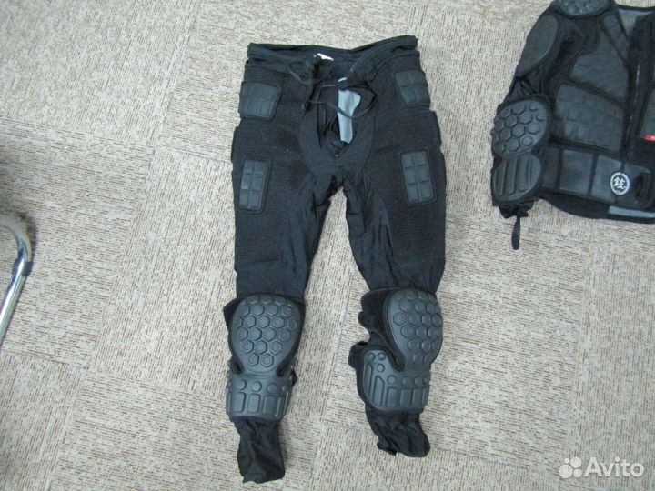 Защитная экипировка для горного катания лыжи\борд