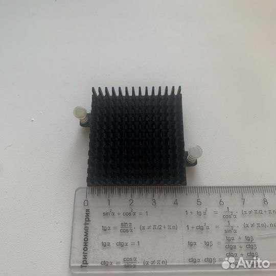 Радиатор для материнской платы