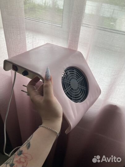 Вытяжка для маникюра