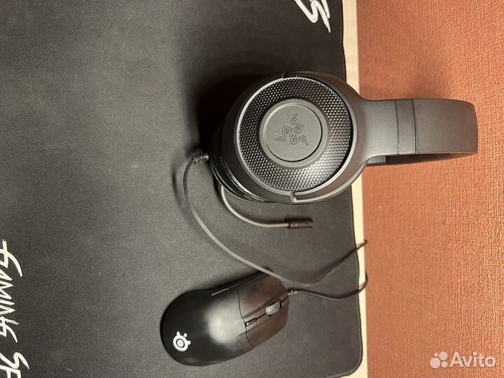 Игровые наушники razer