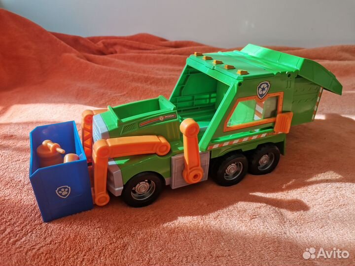 Грузовик - мусоровоз Рокки