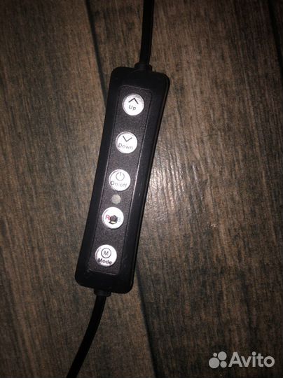 Кольцевая лампа со штативом и много разных цветов