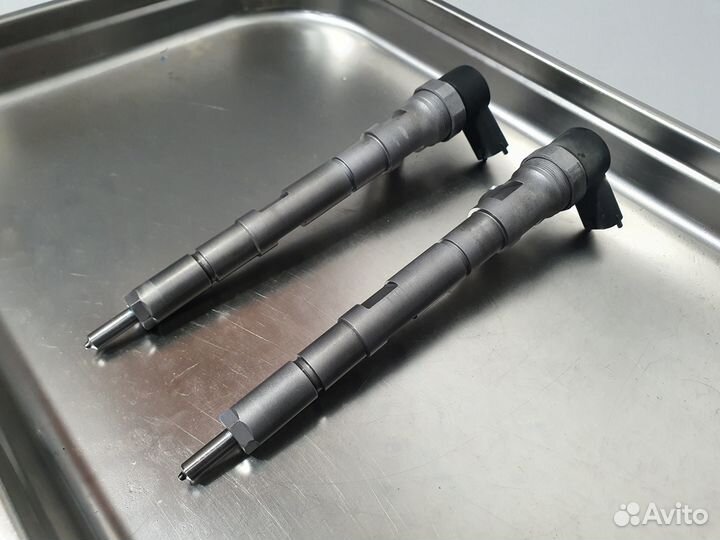 Форсунка Хендай Старекс Н1 2.5L Е3