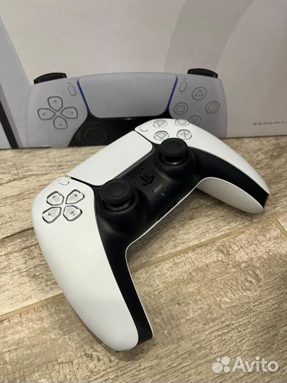 Sony PS5 с дисководом идеал 2 геймп 550 игр