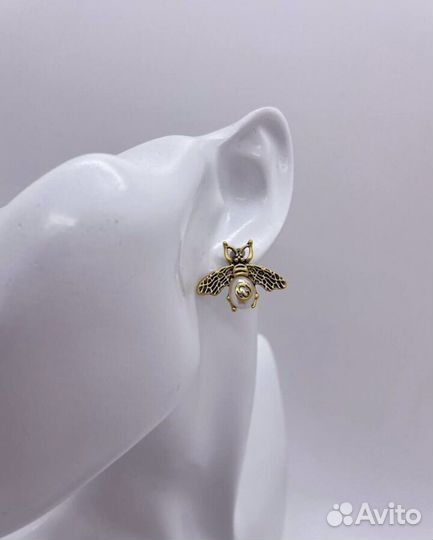Стильные серьги Gucci