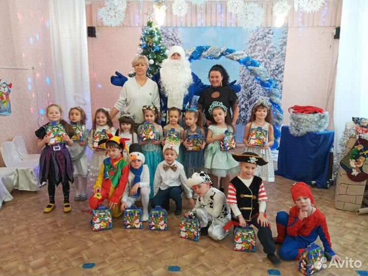 Дедушка Дед Мороз и Снегурочка дом корпоративы