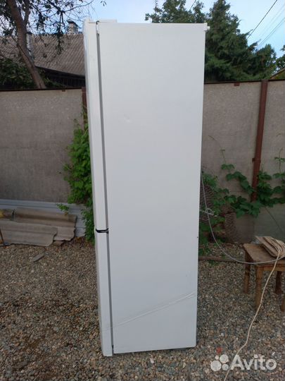 Холодильник lg