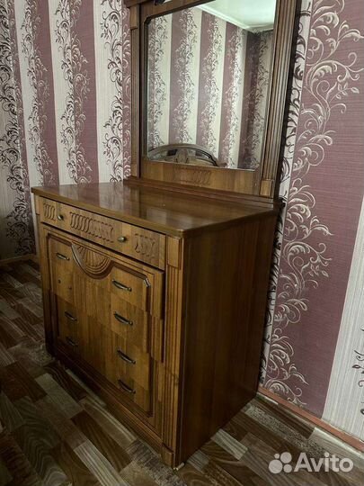 Спальный гарнитур бу