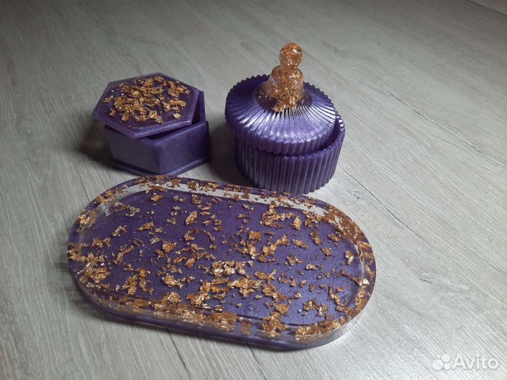 Шкатулки, кулоны