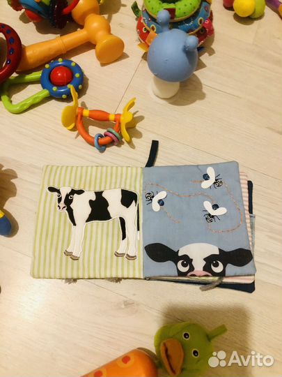 Игрушки для малышей пакетом