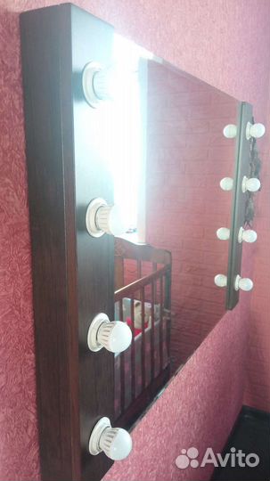 Зеркало с подсветкой