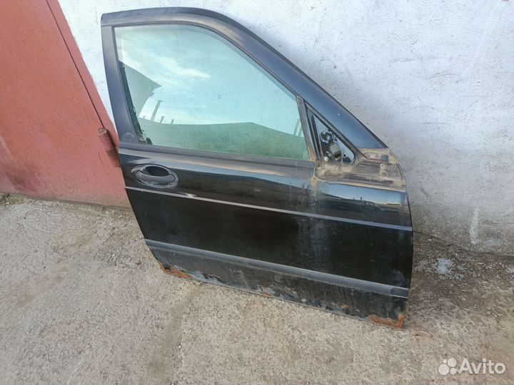 Передняя правая дверь Saab 9-5