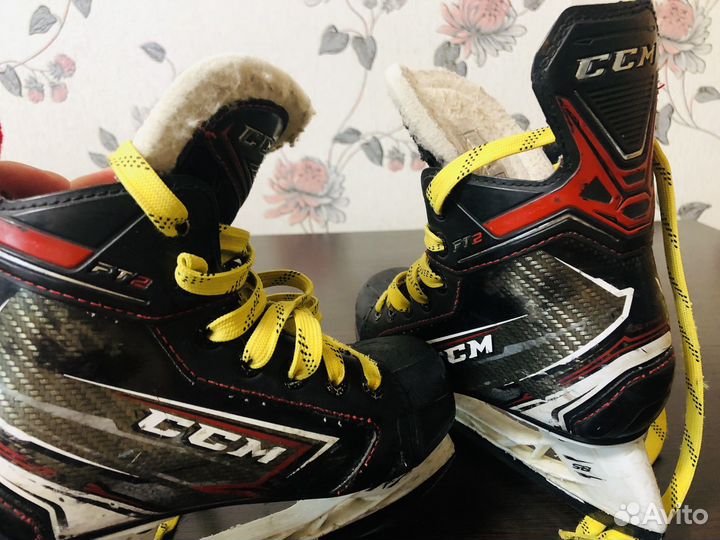 Коньки хоккейные детские CCM FT2