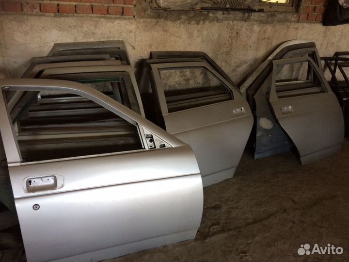 Дверь на приору