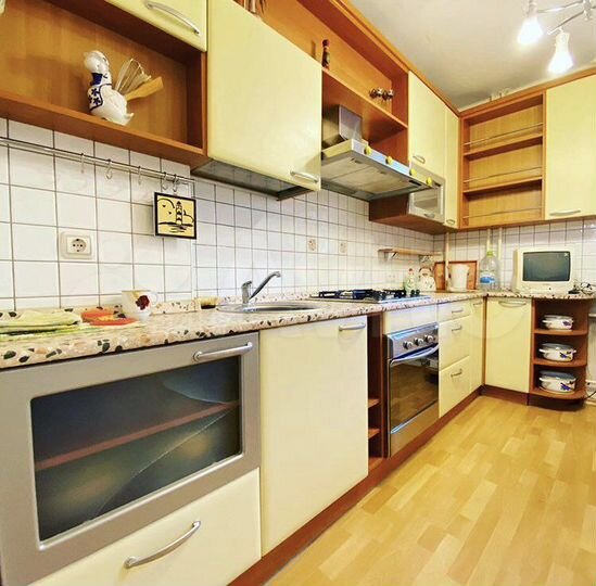 2-к. квартира, 62 м², 3/10 эт.