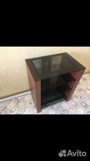 Стойка под аппаратуру