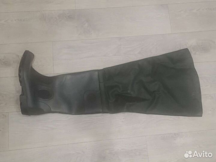 Болотные сапоги