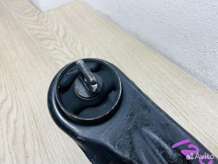 Рычаги продольные пара Mitsubishi lancer 10