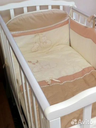 Комплект постельного белья в кроватку 