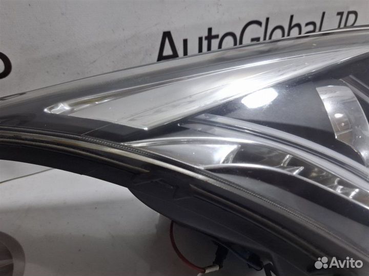 Фара правая Chevrolet Cruze