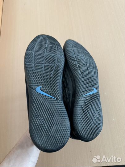 Футзалки nike tempo