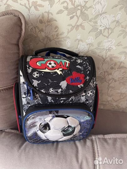 Школьный ранец delune