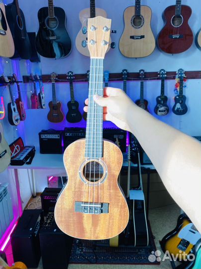 Укулеле Электро Fabio