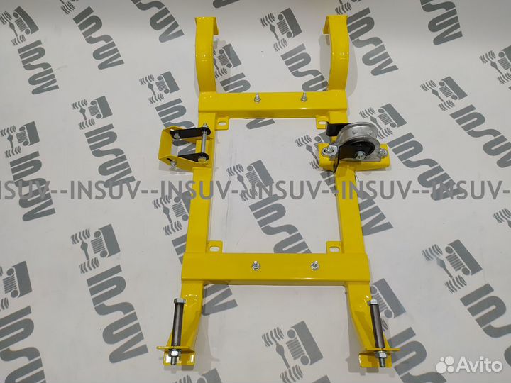 Подрамник для раздатки Нива 2121-31