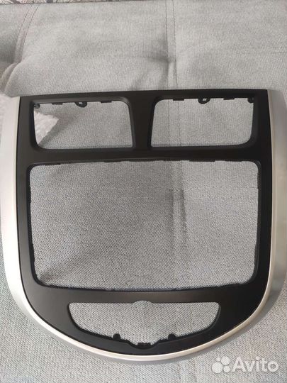 Магнитола hyundai solaris + рамка