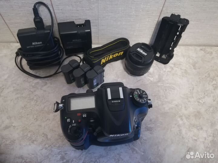 Зеркальный фотоаппарат Nikon d7100