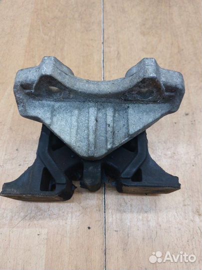 Подушка двигателя Opel Astra G Z16SE