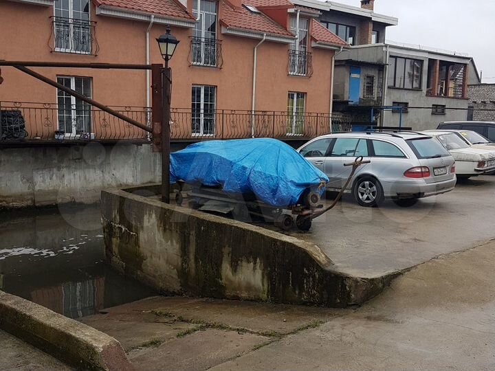 Гараж, > 30 м²