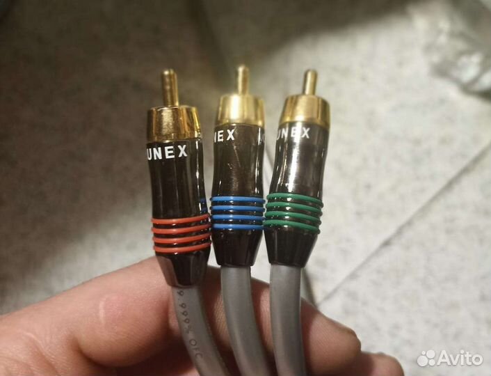 Акустический кабель qed