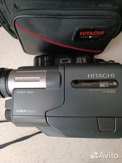 Видеокамера hitachi VM-E220E