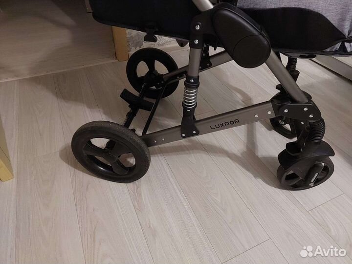 Детская коляска