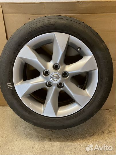 Колеса от Nissan 215/55 R17. Комплект. Лето