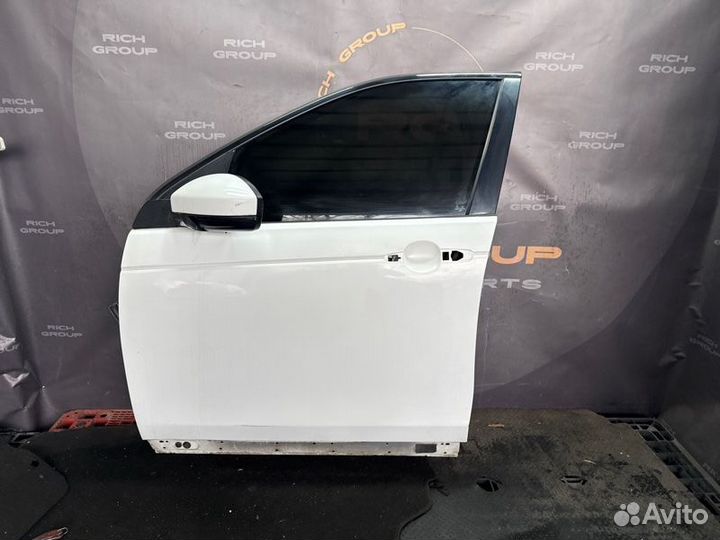 Дверь боковая передняя левая Land Rover Discovery