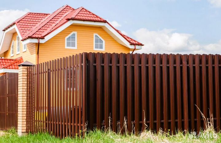 Забор из евроштакетника 50 метров