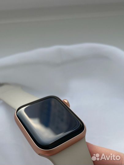 Часы apple watch se 40 mm