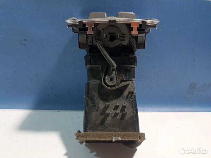 Дефлектор консоли центральный Audi Q3 8UB 2012