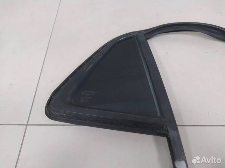 Стекло двери задней правой форточка Opel Mokka 201