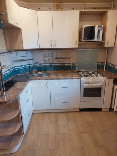 2-к. квартира, 50 м², 1/5 эт.