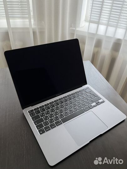 Apple MacBook Air 13 2020 m1 8gb 512