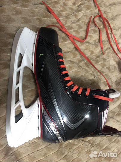 Хоккейные коньки bauer