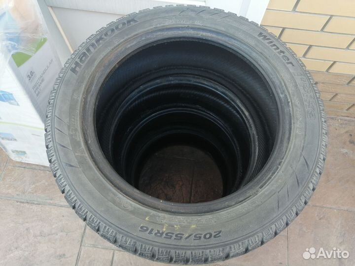 Зимние шины Hankook 205/55R16 шипованные