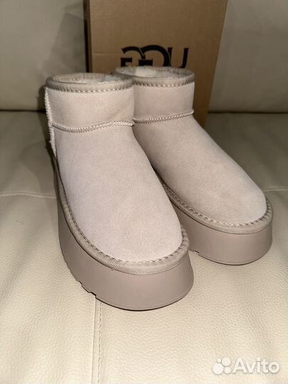 Натуральные UGG бежевые на платформе