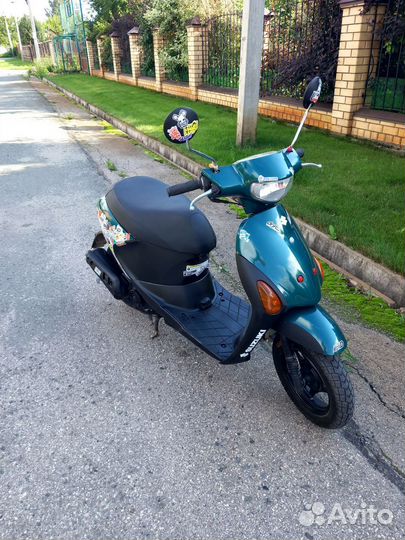 Скутер Suzuki lets4