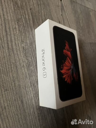 Коробка от iPhone 6s