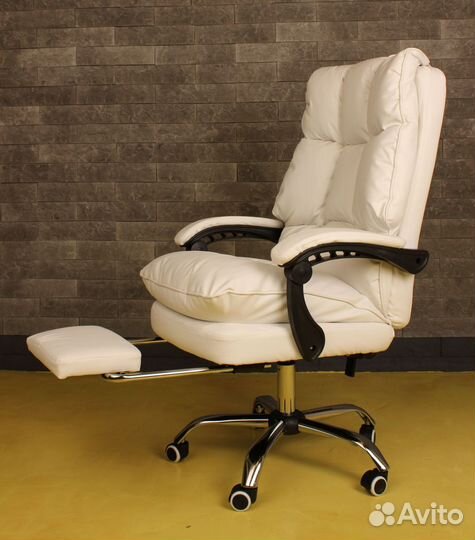 Компьютерное игровое кресло геймерское с массажем